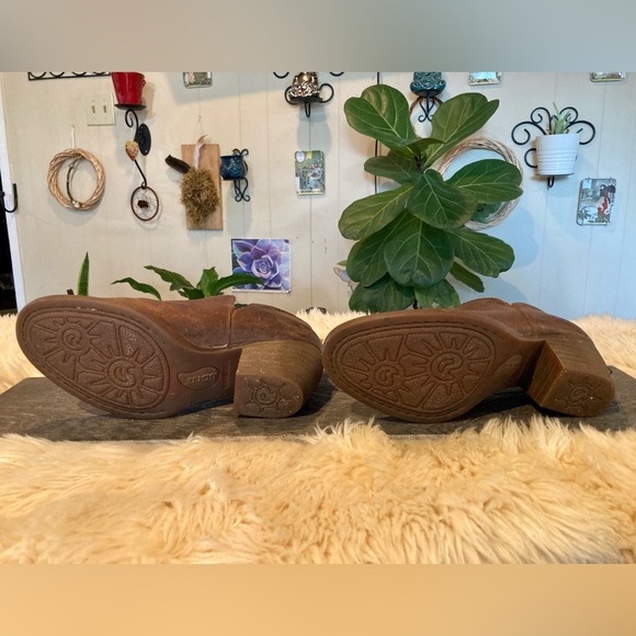 Born Booties - Picture 5 of 5